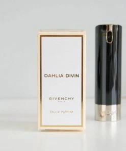 Uitgang ? Givenchy Dahlia Divin 5 Ml Eau De Parfum Refill + Reload Hervulbare Herbuikbare Tasspray Zwart - Handig Voor Onderweg - 2 In 1 ? -Tom Ford Shop 550x366 32