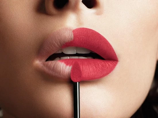 Korting ⌛ L’Oréal Paris Rouge Signature Lippenstift - 132 I Radiate - Roze - Matte Vloeibare ? Lipstick ? 4 Korting ⌛ L’Oréal Paris Rouge Signature Lippenstift - 132 I Radiate - Roze - Matte Vloeibare ? Lipstick ? - Afbeelding 4