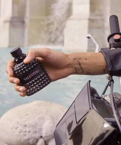 Beste deal ? Valentino - Eau De Toilette - Uomo Born In Roma - 50 Ml ✨ -Tom Ford Shop 550x550 534